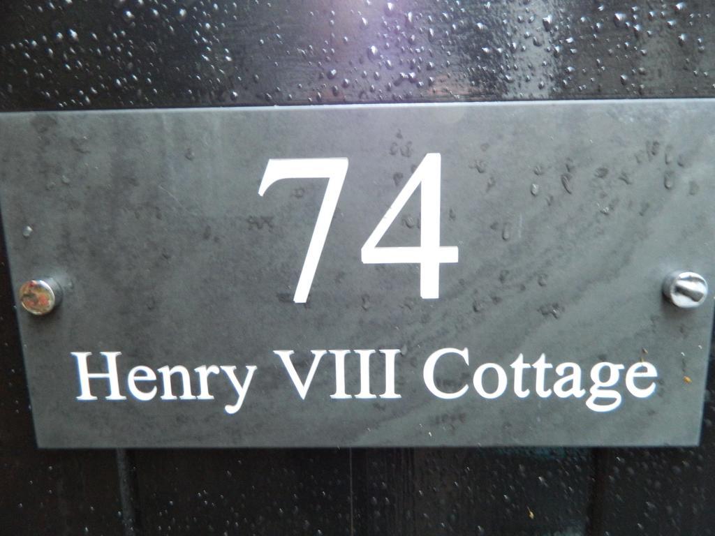 Henry VIII Cottage In The Heart Of Henley Exterior foto